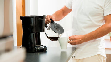 Wie du richtig guten Kaffee in der Filterkaffeemaschine zubereitest - ROFFEE COFFEE
